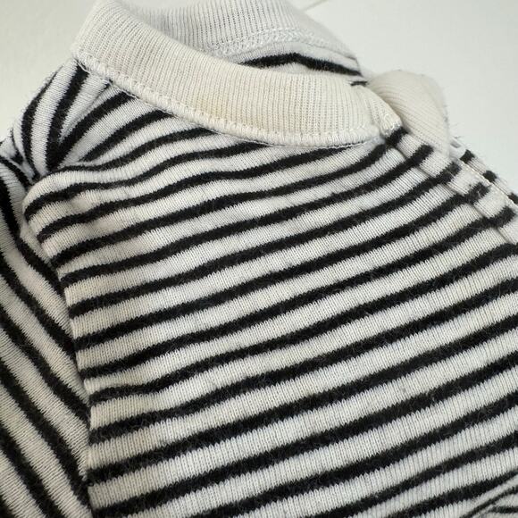 Old Black & White Striped Zipper Footie Sleeper Size 3-6 Months Neutral - Picture 3 of 3
